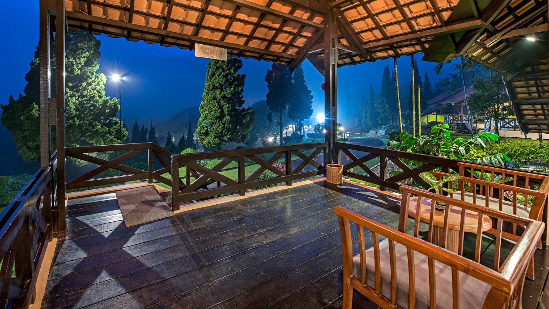 Grand Whiz Hotel Bromo Exterior foto