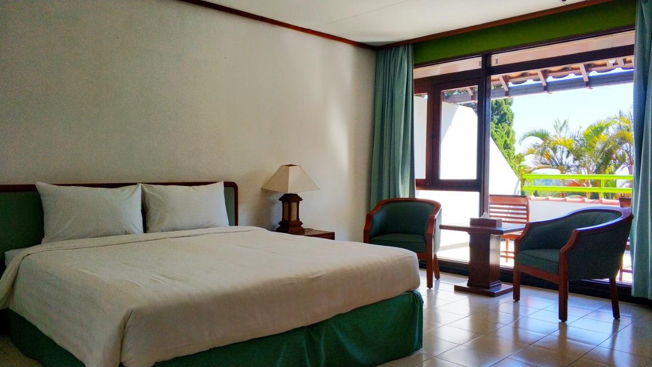 Grand Whiz Hotel Bromo Exterior foto